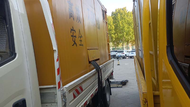 巍山如何判断柴油发电机组和UPS电源的切换时间是否符合要求？